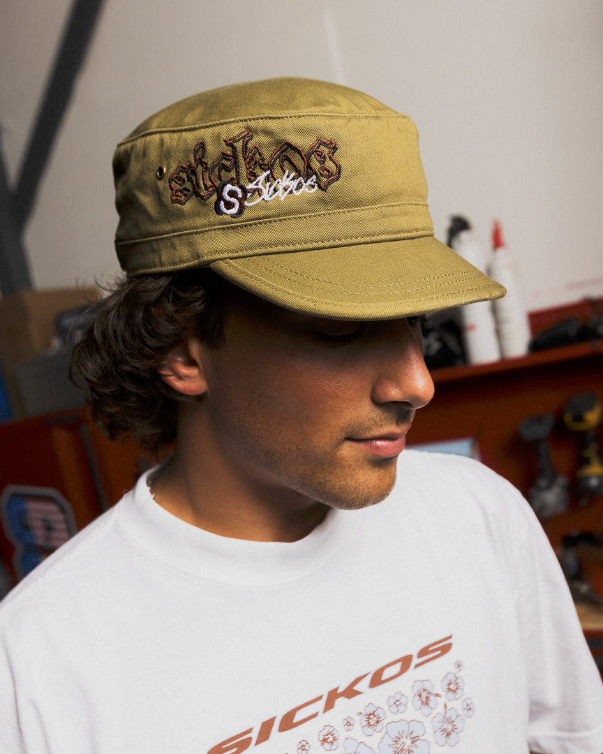 1977 Cap